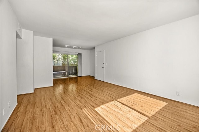 Photo - 231 S Catalina Ave Unit 5