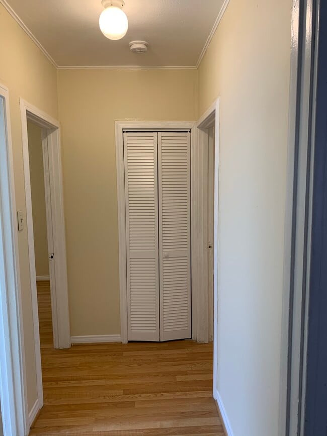 Photo - 14116 Sylvan St