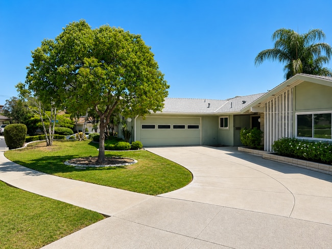 Building Photo - 3008 Cardillo Ave