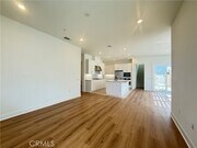 Photo - 301 Shoveler