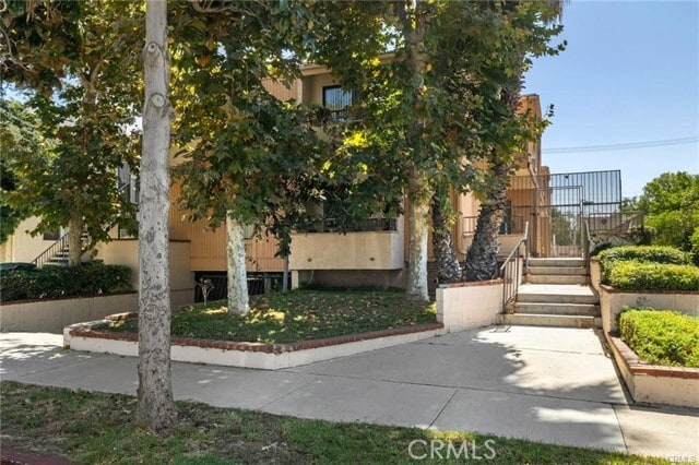 Building Photo - 608 Hawthorne St Rental