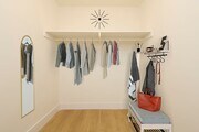 Photo - Newly renovated studio apartment with park... Unit E
