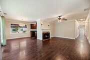Photo - 4570 Emerson St