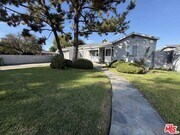 Photo - 18649 Chase St