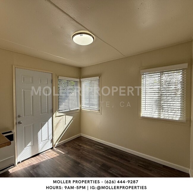 Photo - Magnolia 11900-11906 Unit mag04