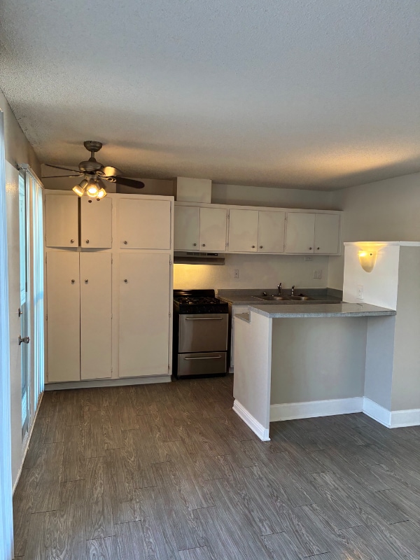 Photo - 443 Occidental Dr Unit 4