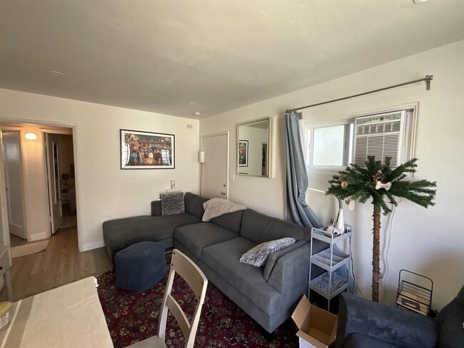 Photo - 1948 Reed Ave