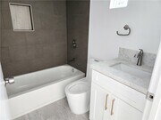 Photo - 227 E 84th St