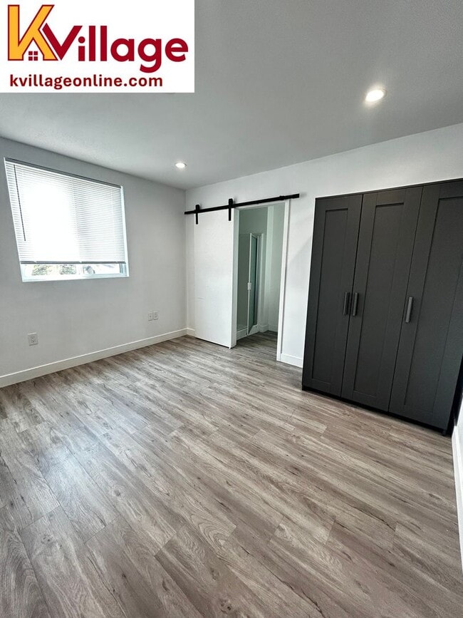 Photo - Fully Furnished, Private Room w/ Private Bath – Co-Living, Just Minutes from USC! Unit 304 (unfurnished)