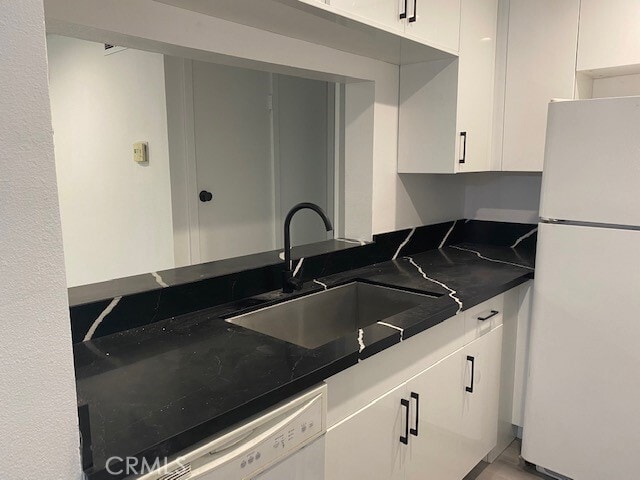 Photo - 5460 White Oak Ave Unit E123