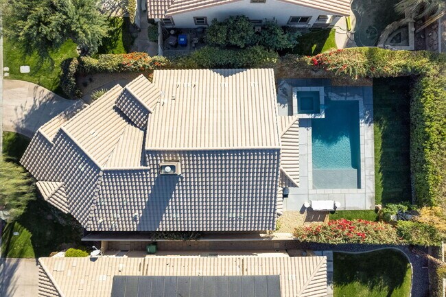 Photo - 45809 Crosswater St