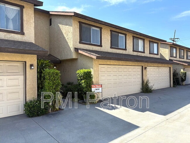Building Photo - 5505 Loveland St
