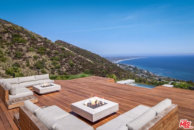 Photo - 4310 Encinal Canyon Rd