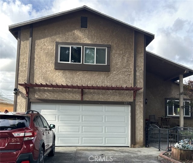 Building Photo - 127 N Canyon Blvd