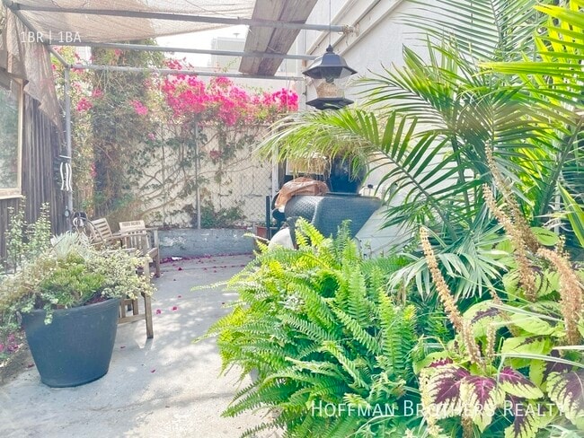 Photo - 614 Hauser Blvd Unit 212