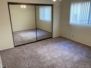 Bedroom w/ Carpet - 211 West Verdugo
