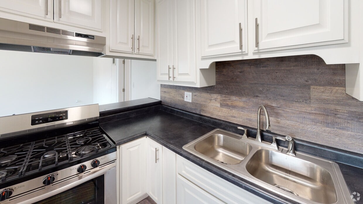 3D Tour - Downey Court Apartments