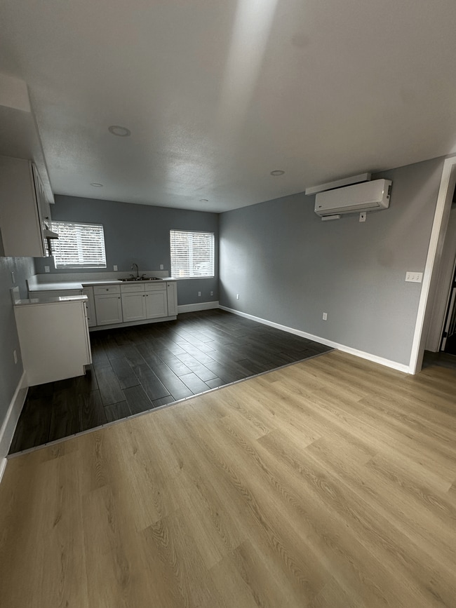 Photo - 14719 S. Berendo Ave