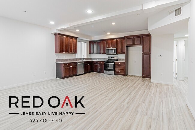 Photo - 6829 Simpson Ave Unit 1