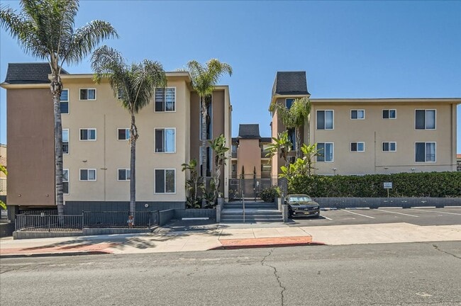 Photo - 4180 Louisiana St Unit 1K