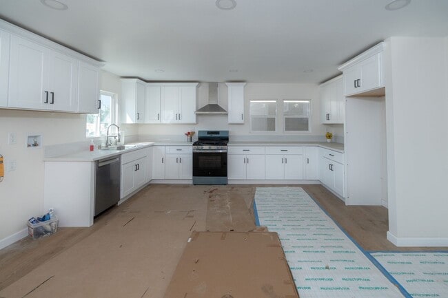 Photo - 2400DelM Unit 2400