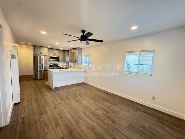Photo - 220 Southlook Ave