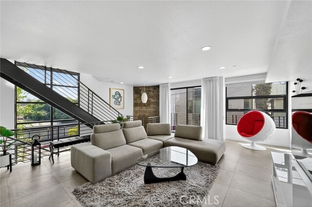 Building Photo - 1418 Innes Pl