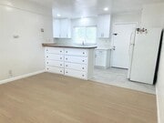 Photo - 854 W Milling St Apartment