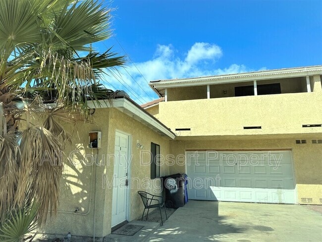 Building Photo - 33950 Via De Anza Unit B