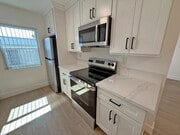 Photo - 520 Hayworth Ave Unit 204