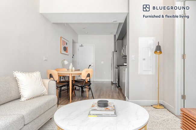 Photo - 6677 Santa Monica Blvd Unit FL4-ID723