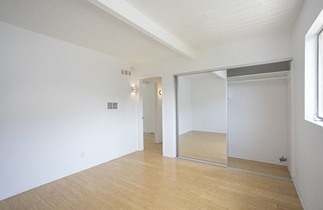 Photo - Newly Renovated 1 and 2 Bedroom apartments Unit 119