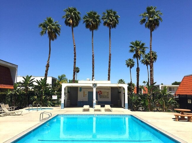 Photo - Spacious 4-Bedroom Condo in Indian Canyon ...