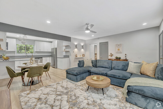 Building Photo - Palm View Village (Furnished Units Available) Rental