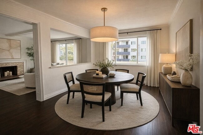 Photo - 1366 S Beverly Glen Blvd Unit 1366