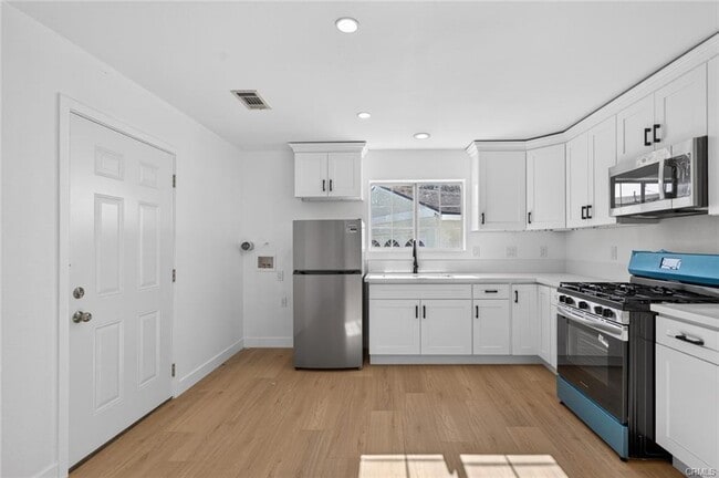 Photo - 6651 Millmark Ave