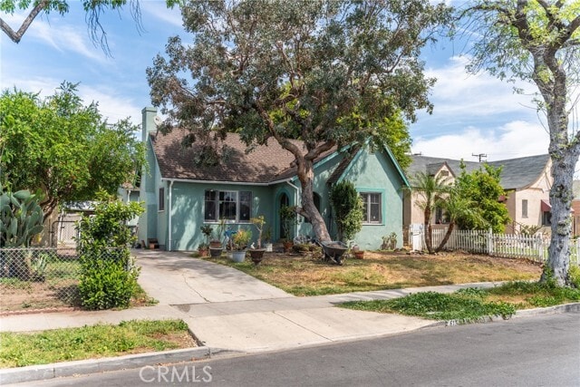 Photo - 615 E Bishop St