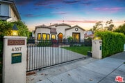 Photo - 4359 Clybourn Ave