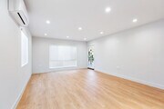 Photo - 345 N Heliotrope Dr Unit 345