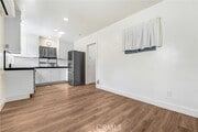 Photo - 10918 White Oak Ave House