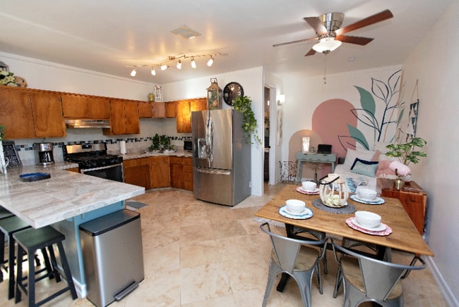 Photo - 15198 Darnell Dr Unit 2