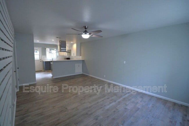 Photo - 5410 Driftwood St Unit #D