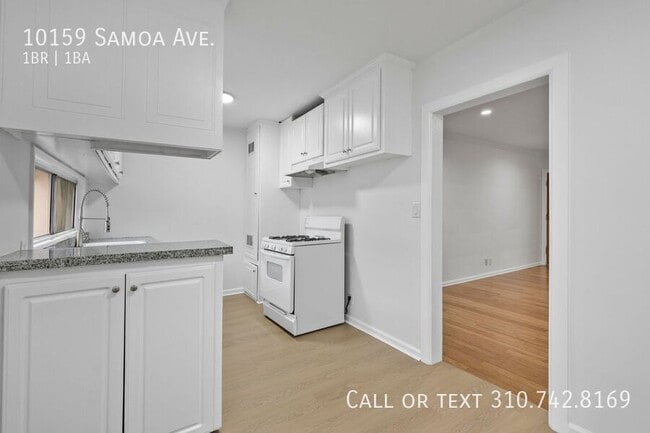 Photo - 10159 Samoa Ave