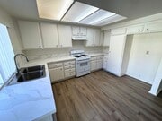Photo - Spacious 3+2.5 Townhome in Woodbridge Park
