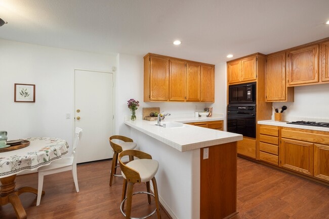 Photo - 132 Cameray Heights