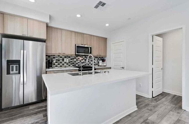 Photo - 2884 N Glassell St