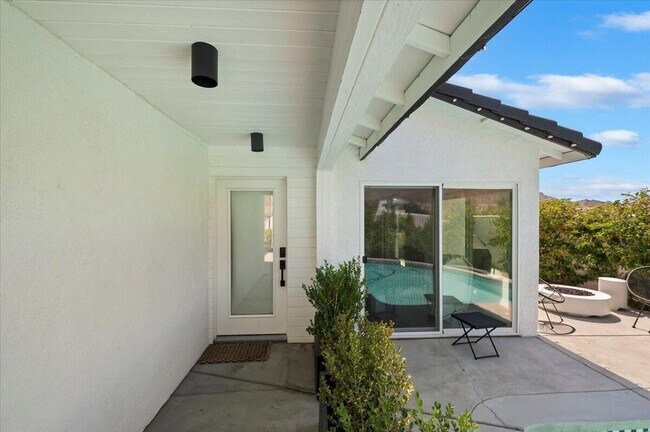 Photo - 54990 Avenida Madero