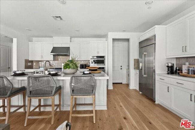 Photo - 21181 Strathmoor Ln