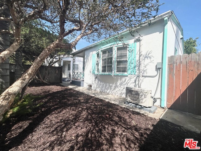 Photo - 940 Milwood Ave