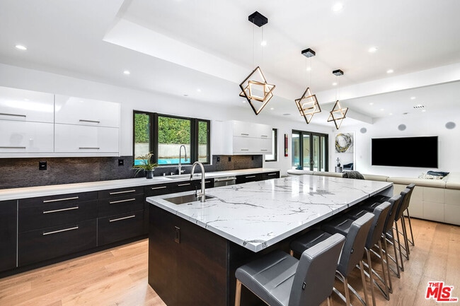 Photo - 13378 Contour Dr